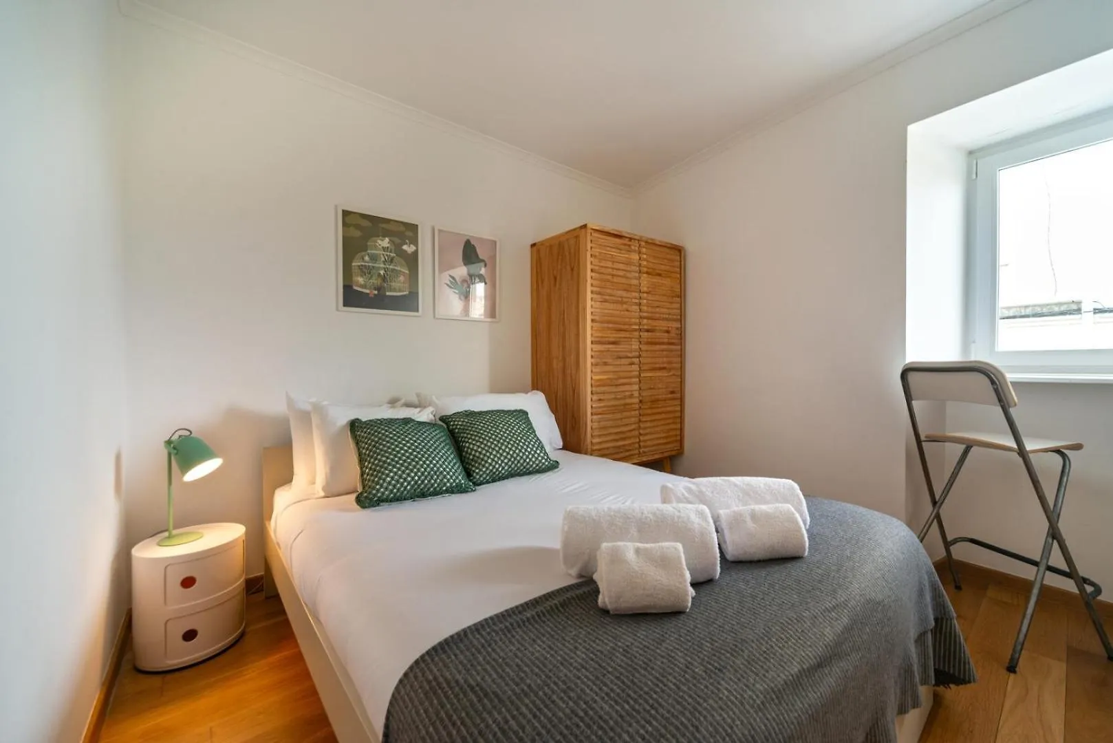 2-Bed Apt With A Charming Terrace At Intendente Lisbona Appartamento